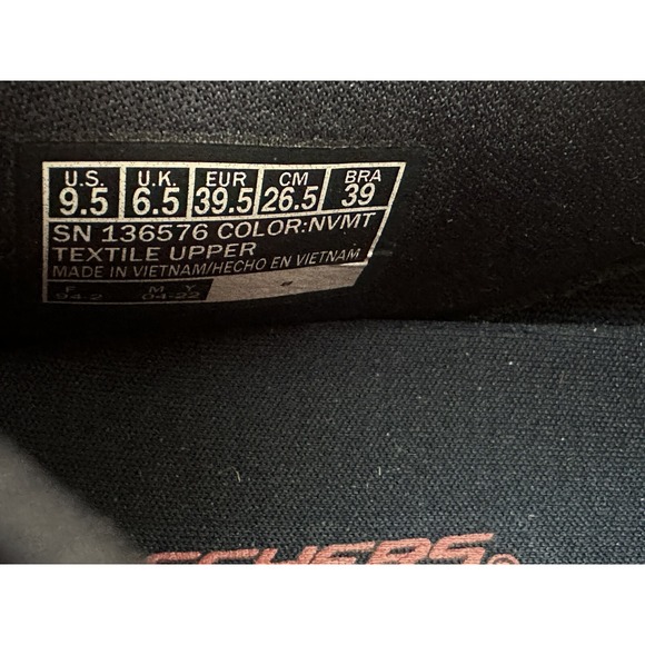 Woman's Shoes SKECHERS Air-Cooled Arch Fit Size 9.5 - Picture 5 of 7